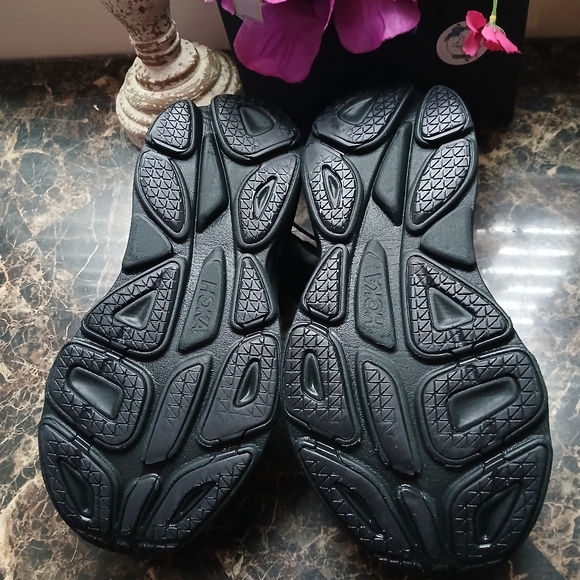 Hoka One Bondi 8 Comfort/Athletic Medical Field Shoes Size 9 4E Extra Wide Men - Picture 12 of 12